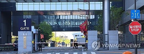 삼성바이오로직스 노사 갈등 장기화…준법투쟁 한 달, 주가 영향은