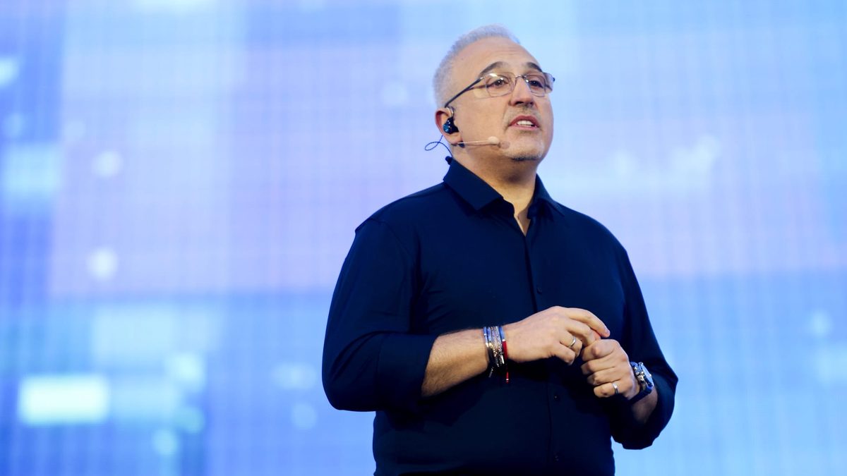HPE 주가 30% 폭등, 2018년 이후 최대 실적 서프라이즈…AI 서버 수요가 견인